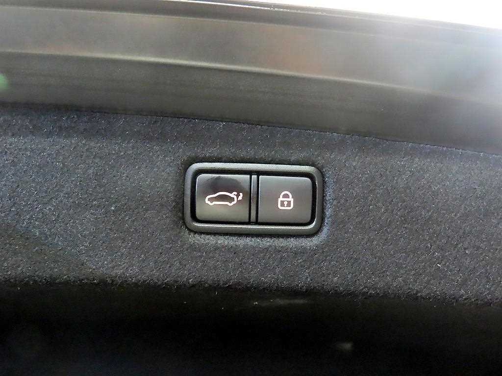 Genesis G90 2021 Negro - Importación desde Corea - HF Imports Iquique - Foto 16