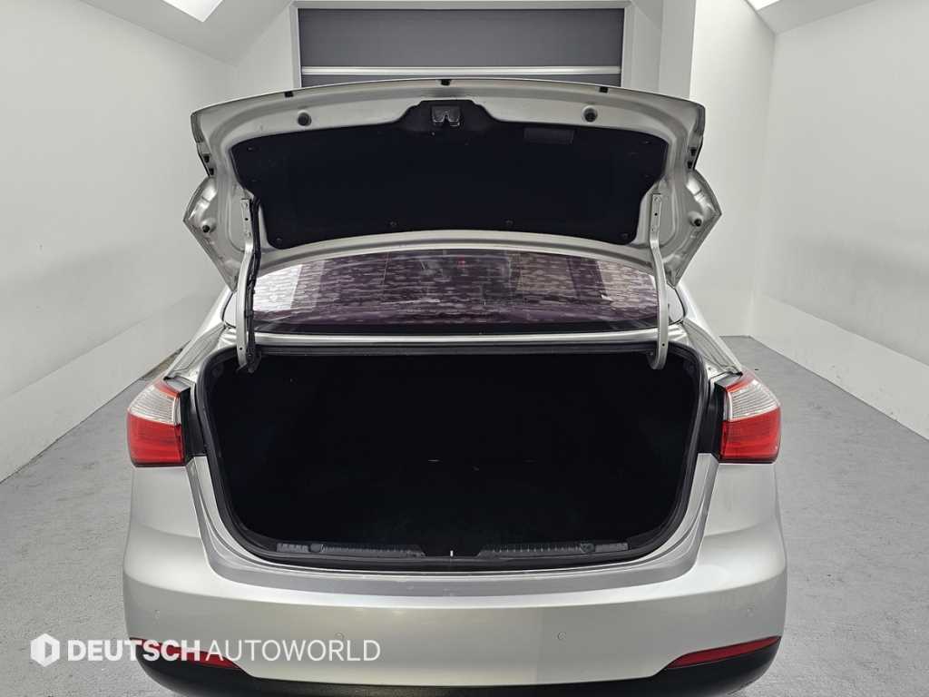 KIA K3 2014 Plateado - Importación desde Corea - HF Imports Iquique - Foto 19