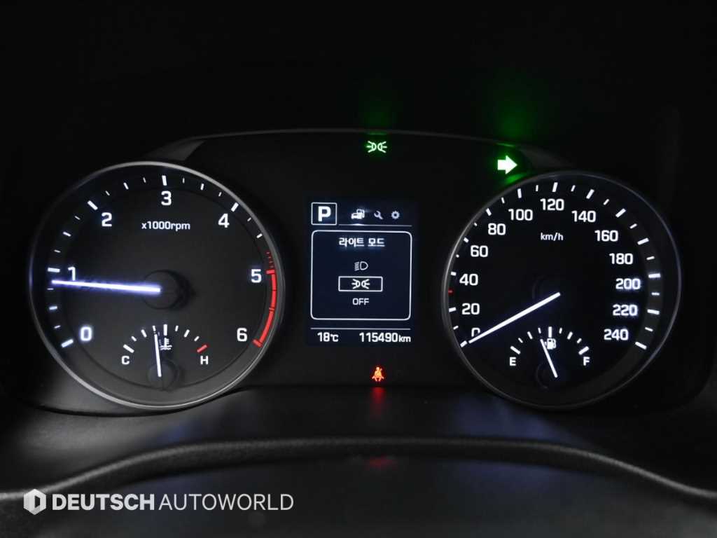 HYUNDAI Avante - Vista 8