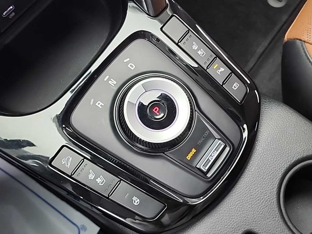 KIA Seltos - Vista 8