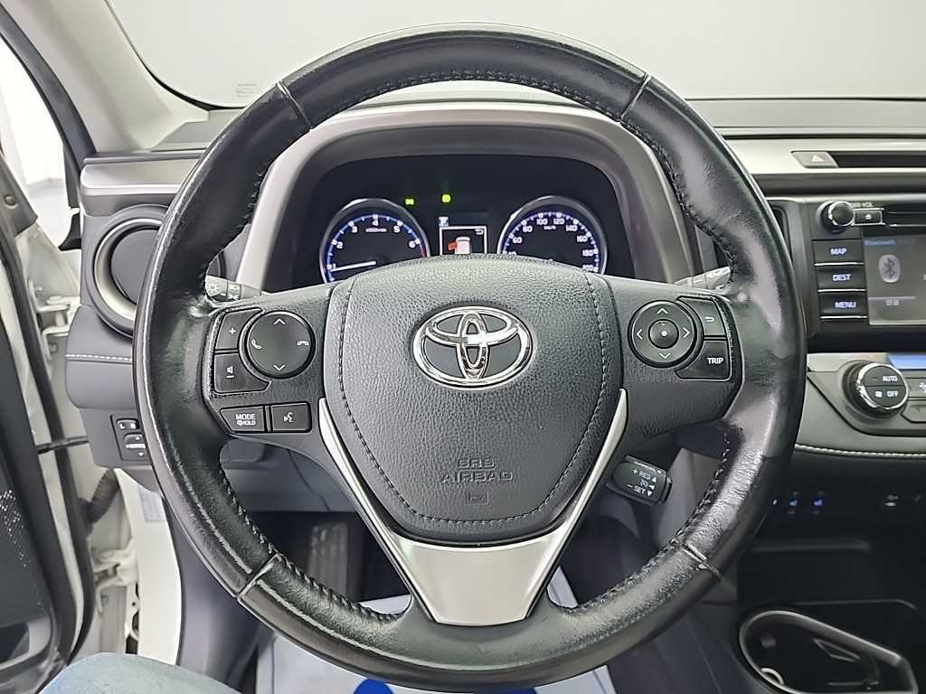 Toyota RAV4 - Vista 9