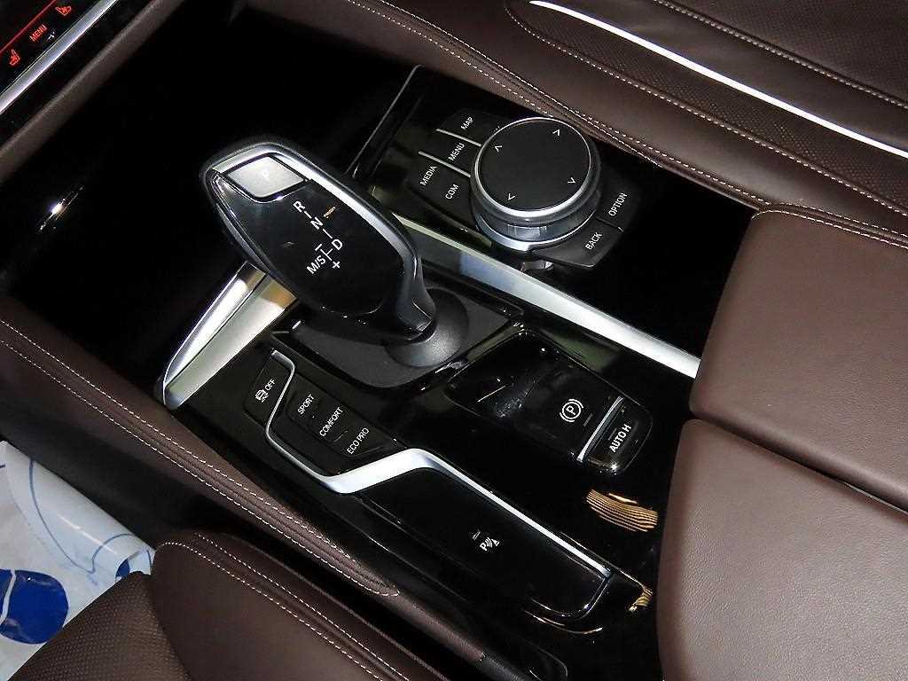 BMW 5 Series - Vista 12