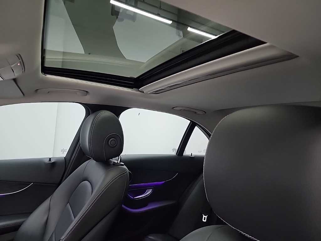 Mercedes Benz C Class 2019 Blanco - Importación desde Corea - HF Imports Iquique - Foto 14