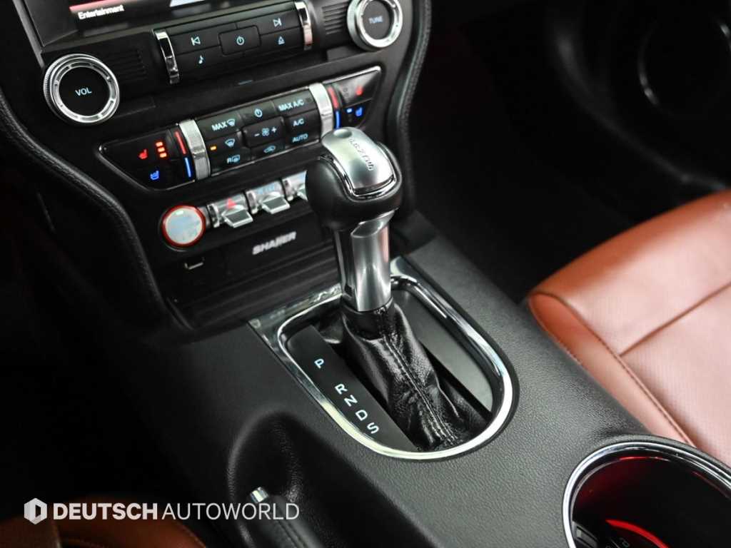 Ford Mustang - Vista 9