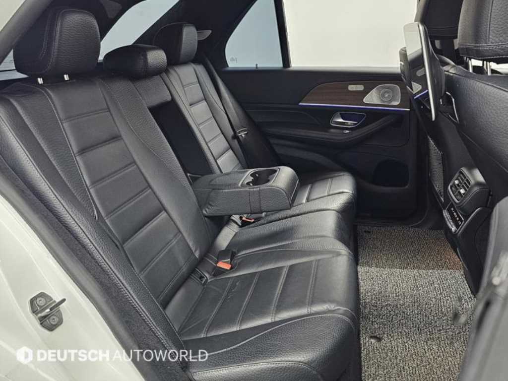 Mercedes Benz GLE Class - Vista 12