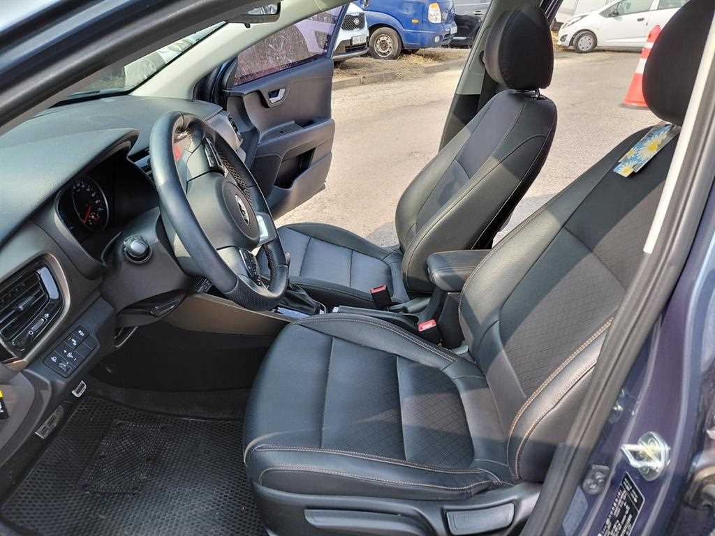 KIA Stonic - Vista 12