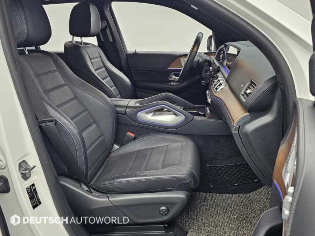 Mercedes Benz GLE Class - Vista 10