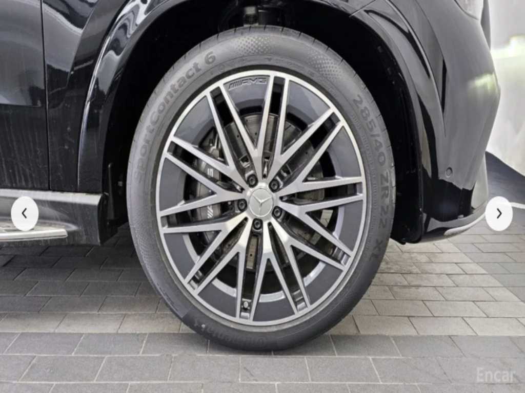 Mercedes Benz GLE Class - Vista 5