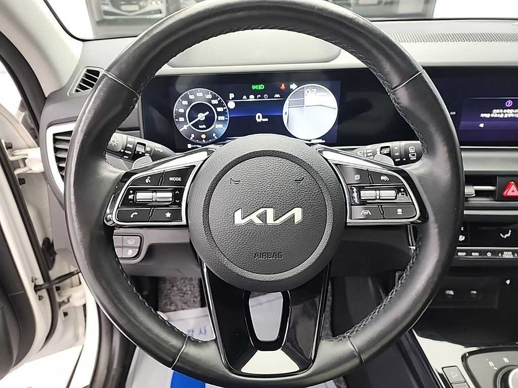 KIA Seltos - Vista 9