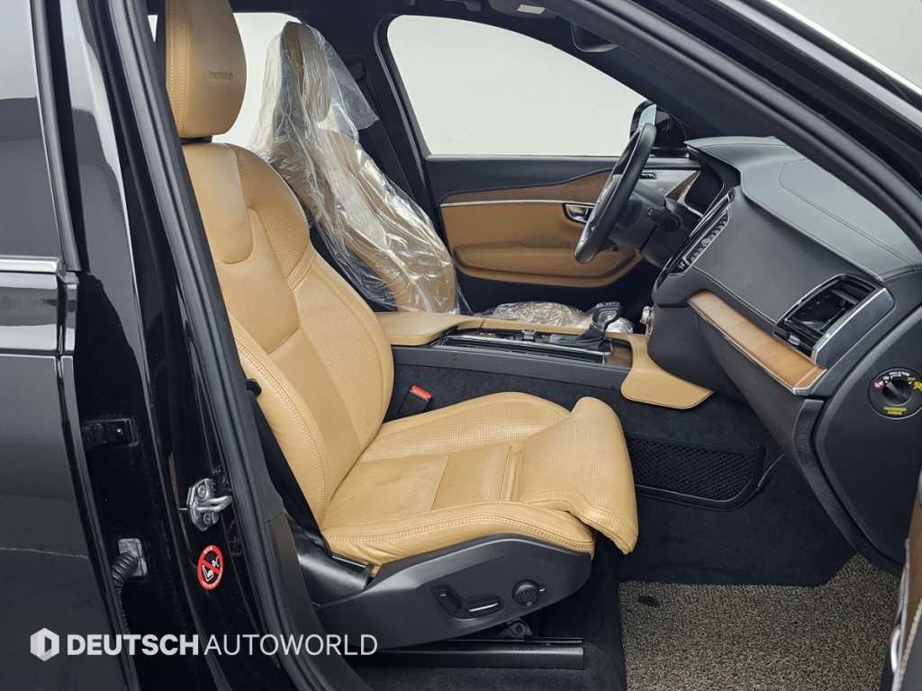 Volvo XC90 - Vista 10