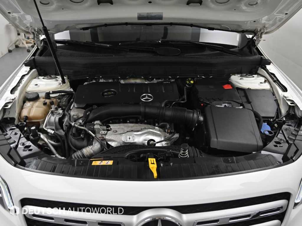 Mercedes Benz GLB Class - Vista 6