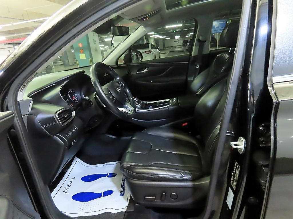 HYUNDAI Santa Fe - Vista 6