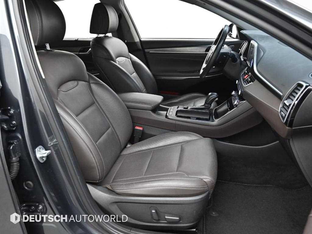 HYUNDAI Grandeur - Vista 10