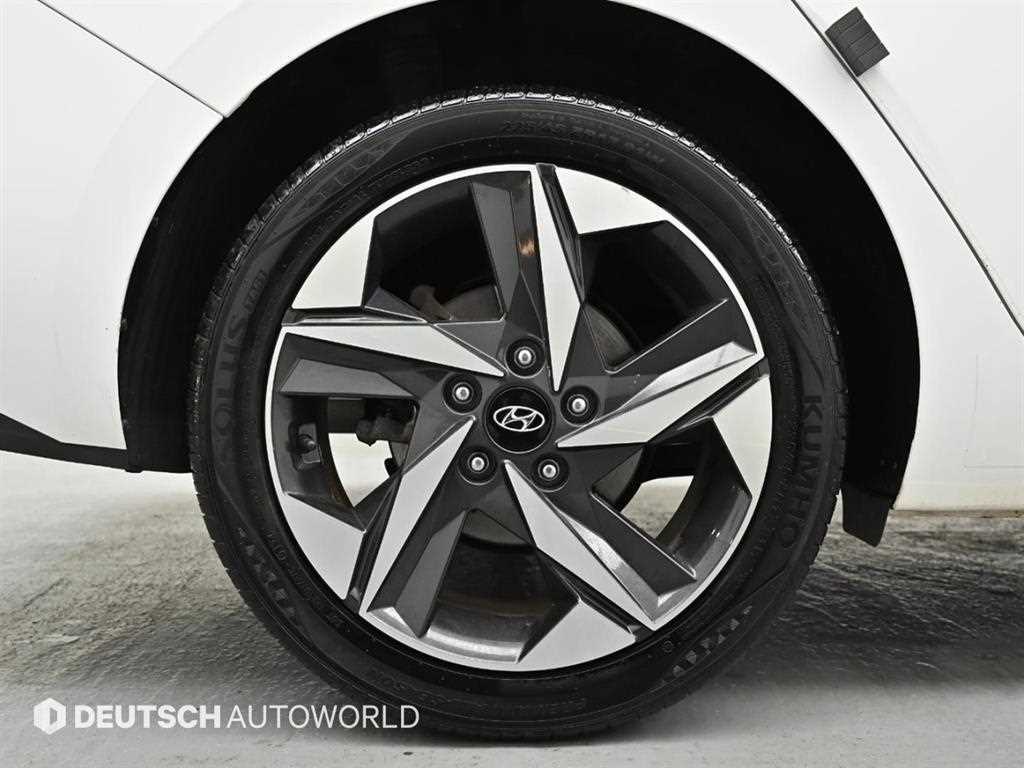 HYUNDAI Avante - Vista 6