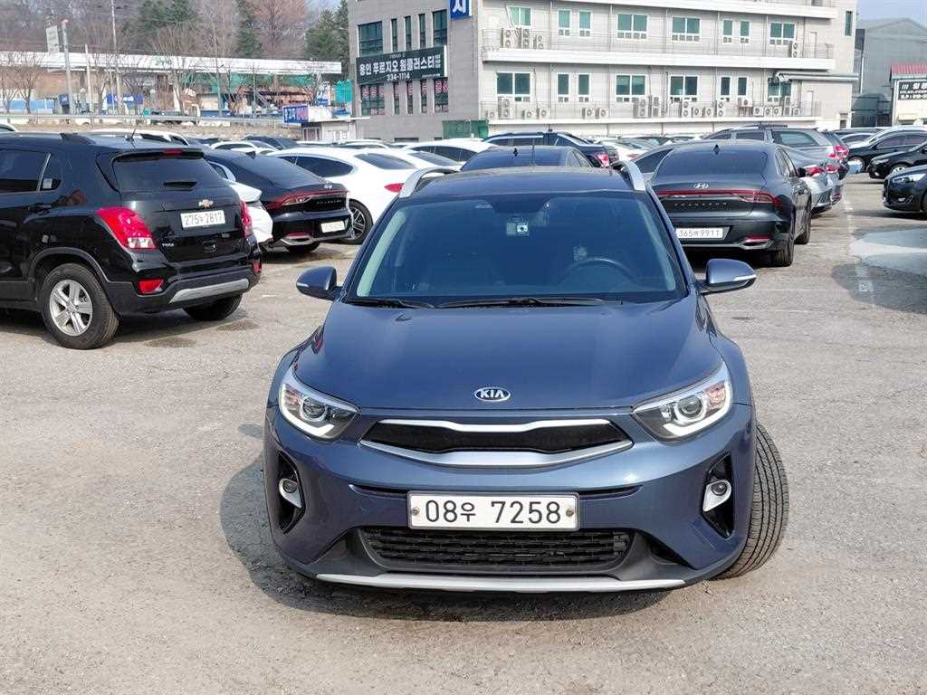 KIA Stonic - Vista 3