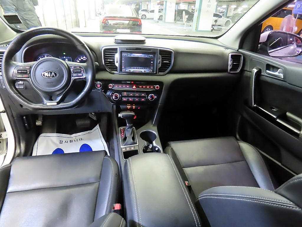 KIA Sportage - Vista 10