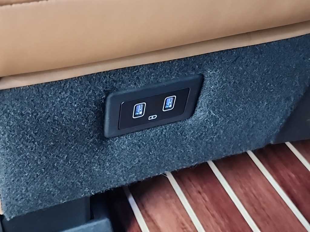 HYUNDAI Staria 2023 Negro - Importación desde Corea - HF Imports Iquique - Foto 14