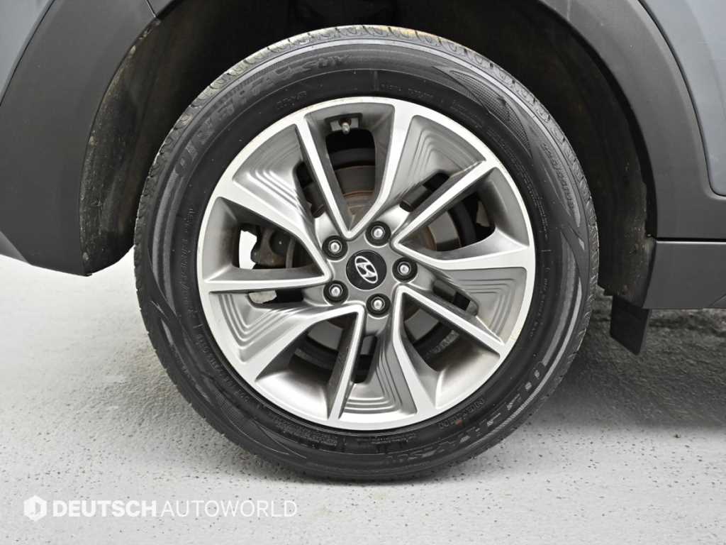 HYUNDAI Tucson - Vista 5