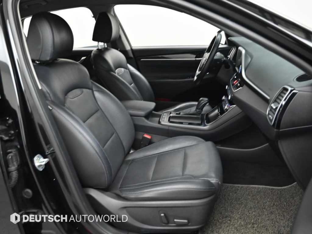 HYUNDAI Grandeur - Vista 10