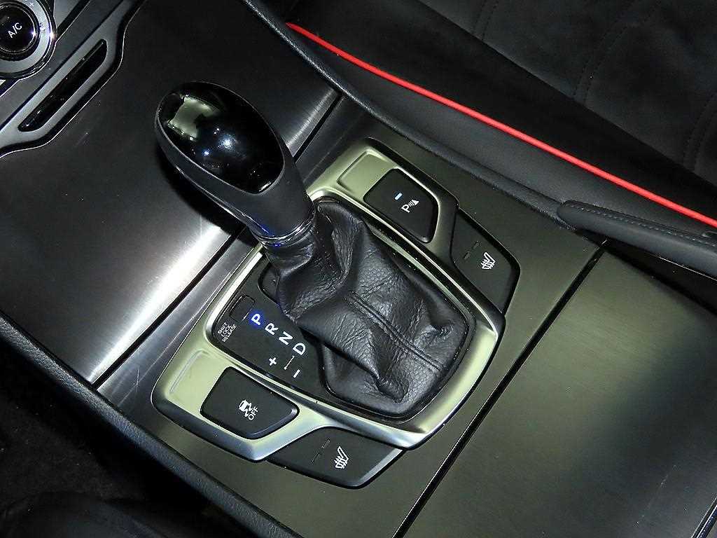 HYUNDAI Grandeur - Vista 12