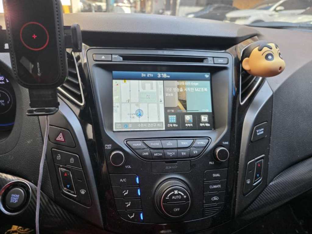 HYUNDAI i40 - Vista 11