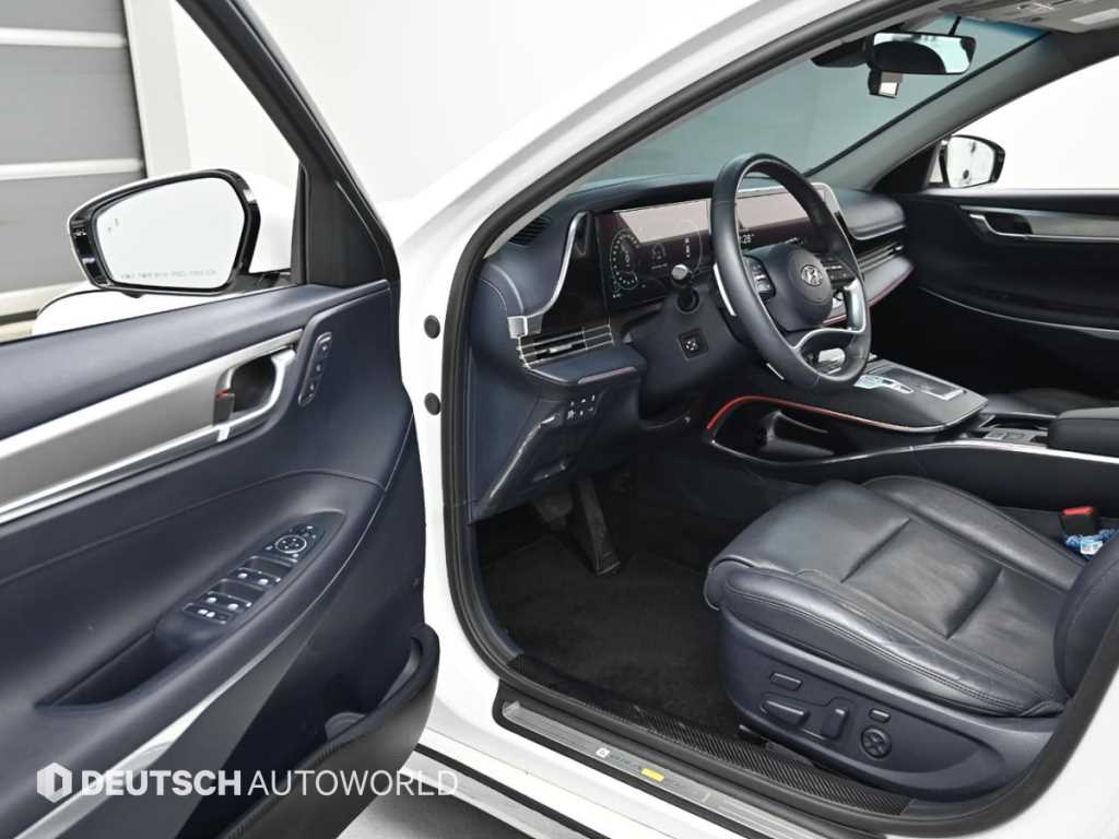 HYUNDAI Grandeur - Vista 11