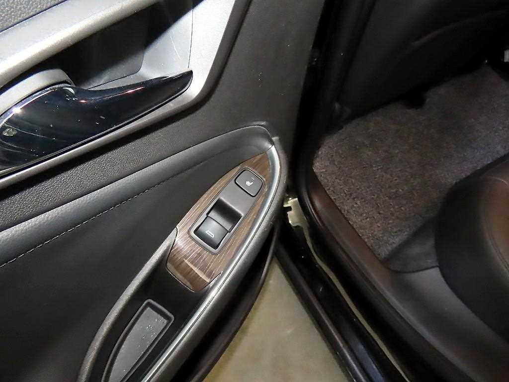 Chevrolet Malibu 2018 Negro - Importación desde Corea - HF Imports Iquique - Foto 17