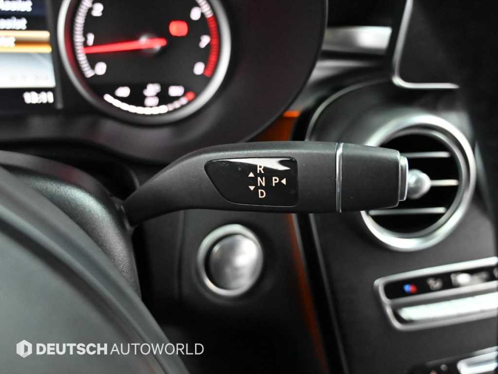 Mercedes Benz GLC Class - Vista 9