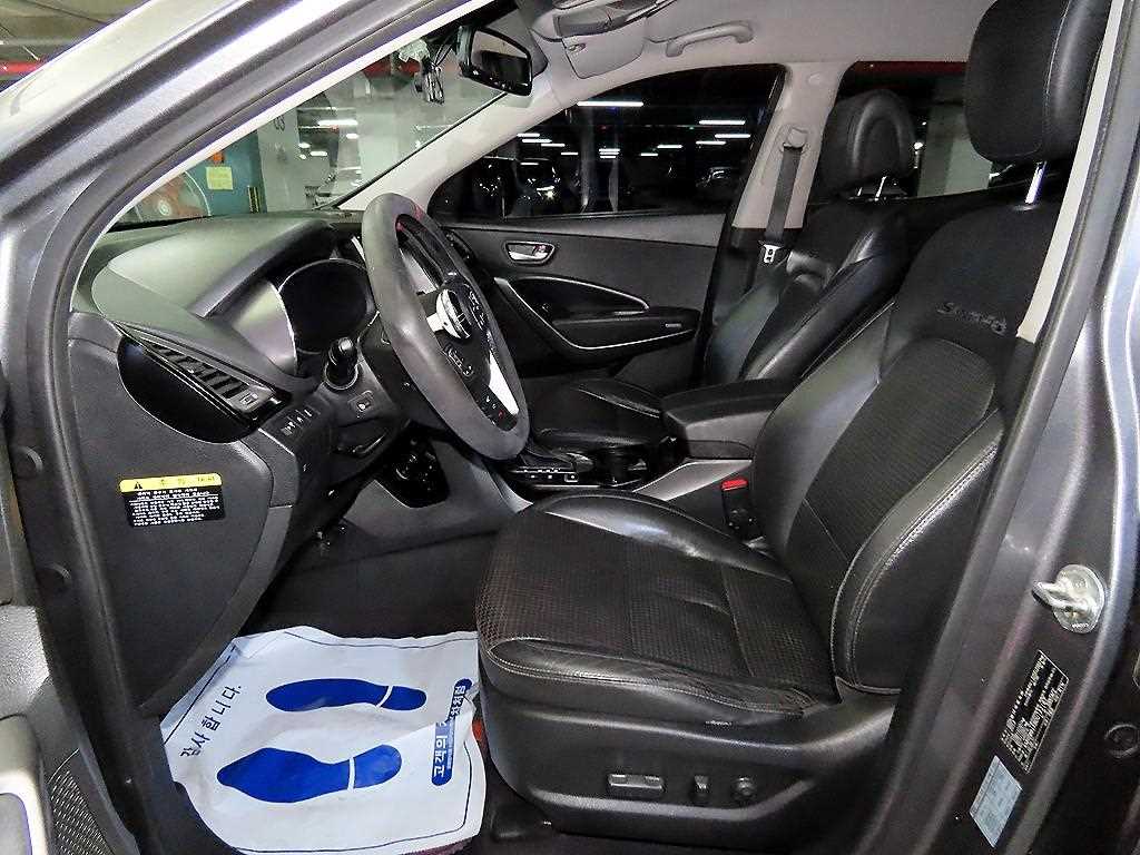 HYUNDAI Santa Fe - Vista 6