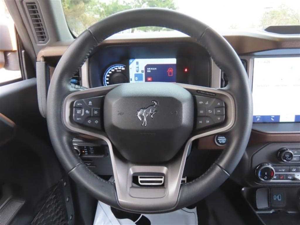 Ford Bronco 2022 Amarillo - Importación desde Corea - HF Imports Iquique - Foto 16