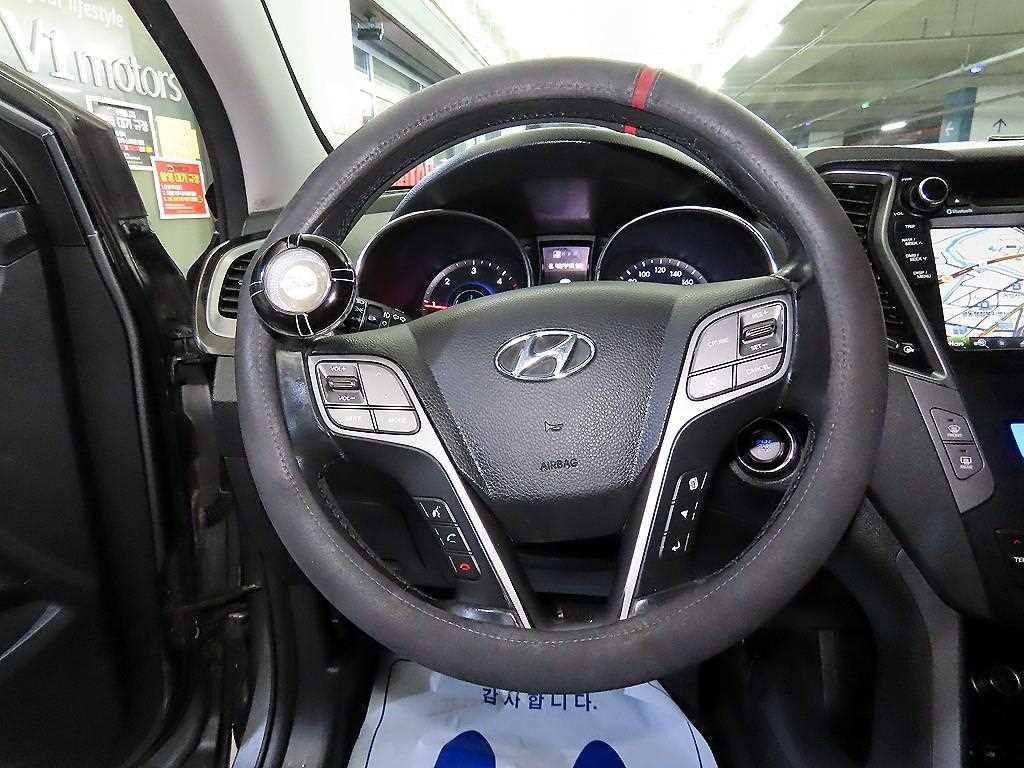 HYUNDAI Santa Fe - Vista 8