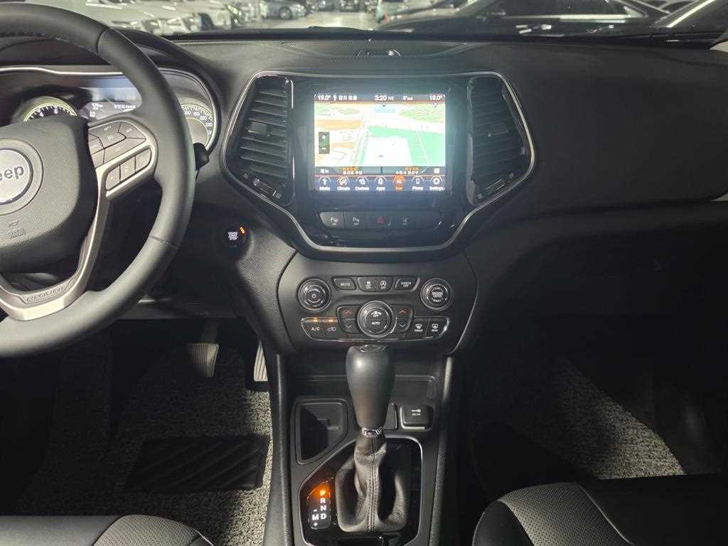 Jeep Cherokee - Vista 10