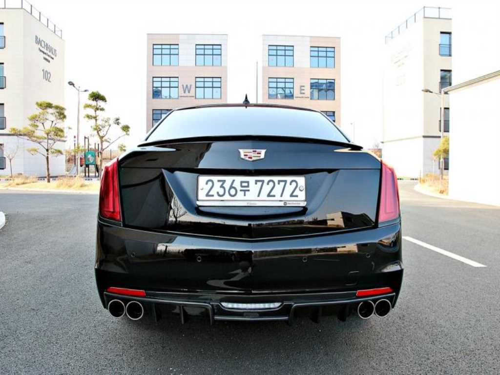 Cadillac CT6 - Vista 3