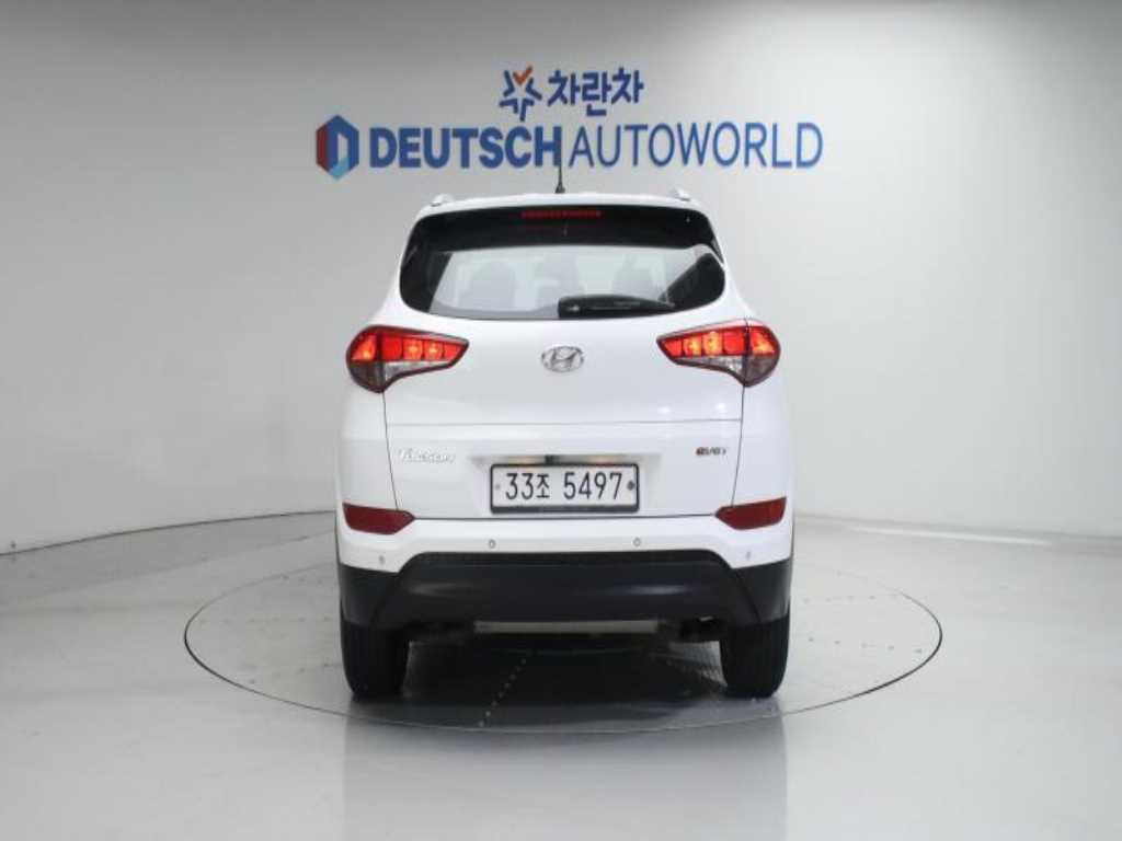 HYUNDAI Tucson - Vista 4