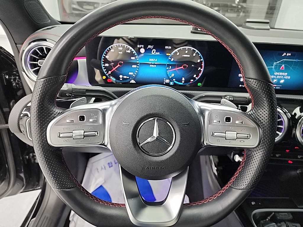 Mercedes Benz CLA Class - Vista 9