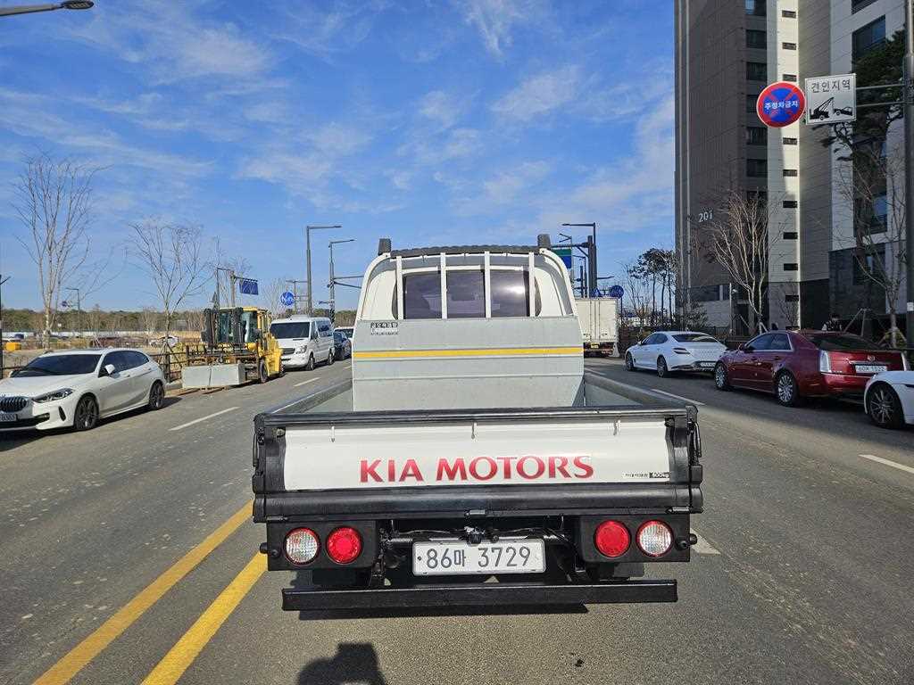 Small Truck Cargo (small) - Vista 6