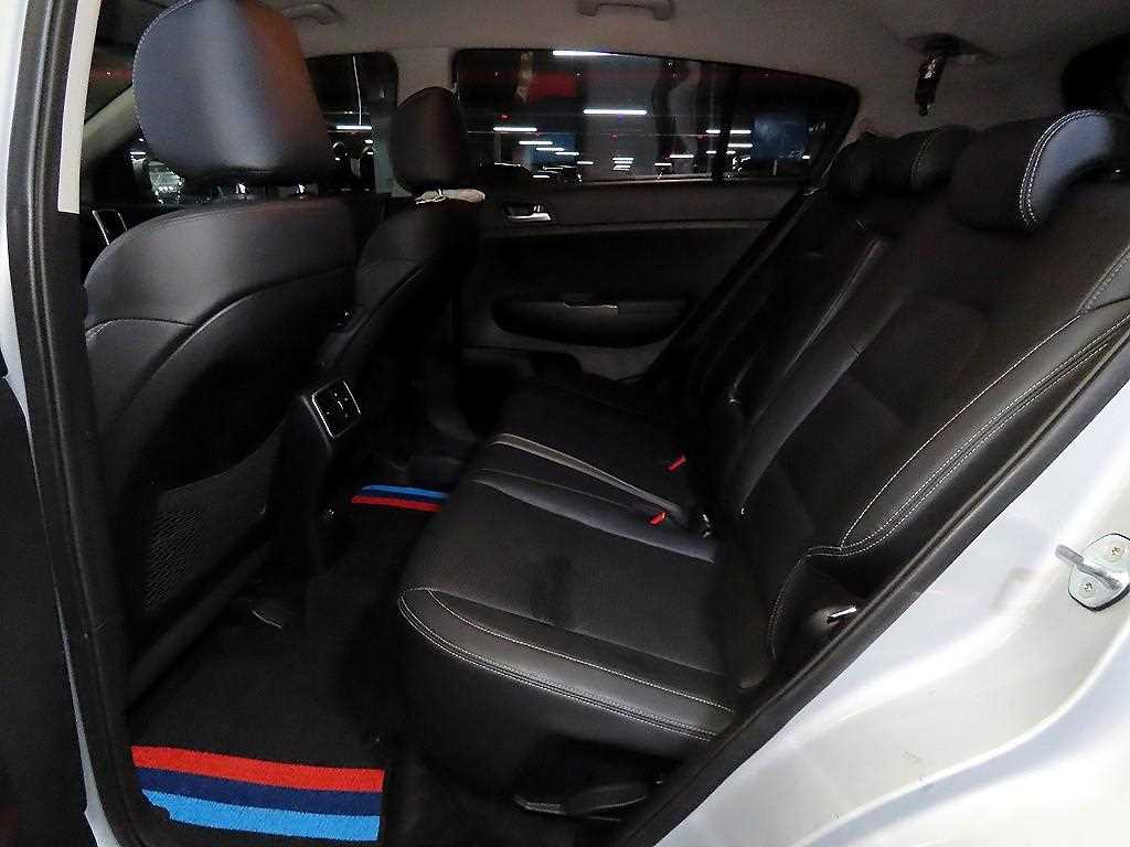 KIA Sportage - Vista 7