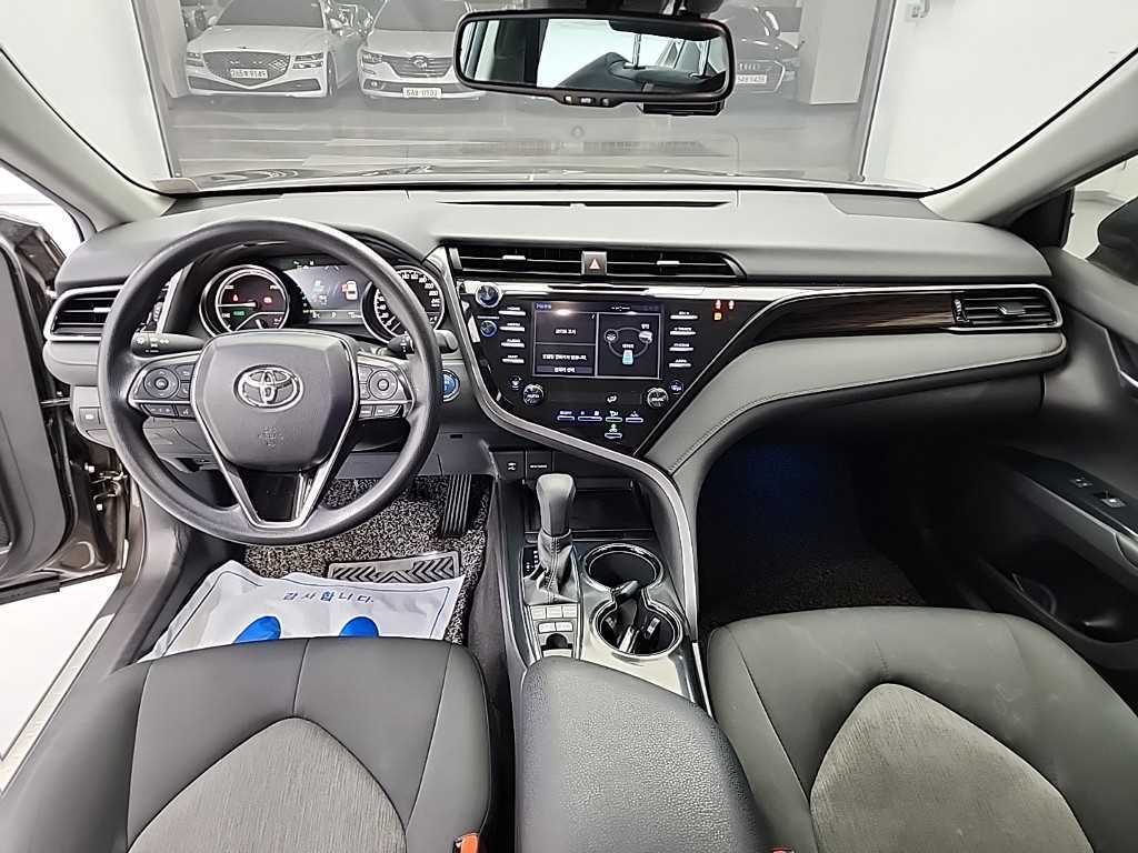 Toyota Camry - Vista 7