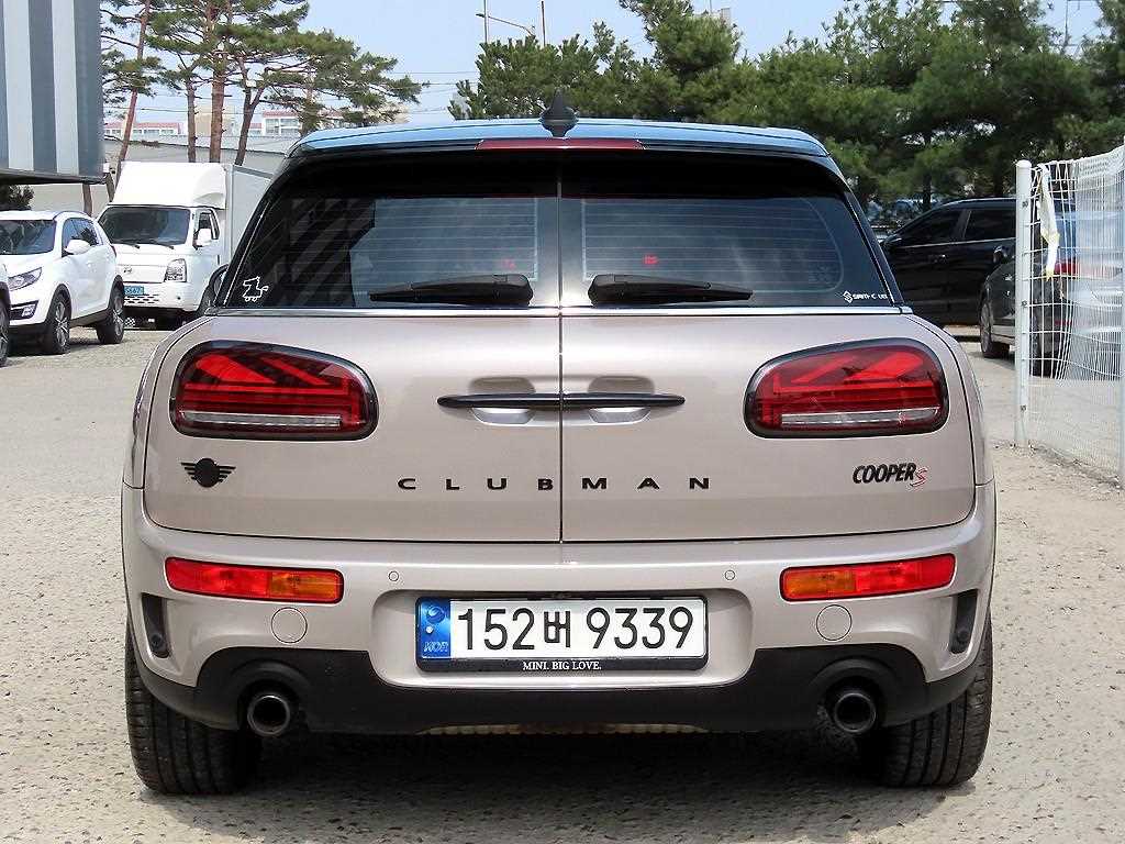 Mini Clubman - Vista 4