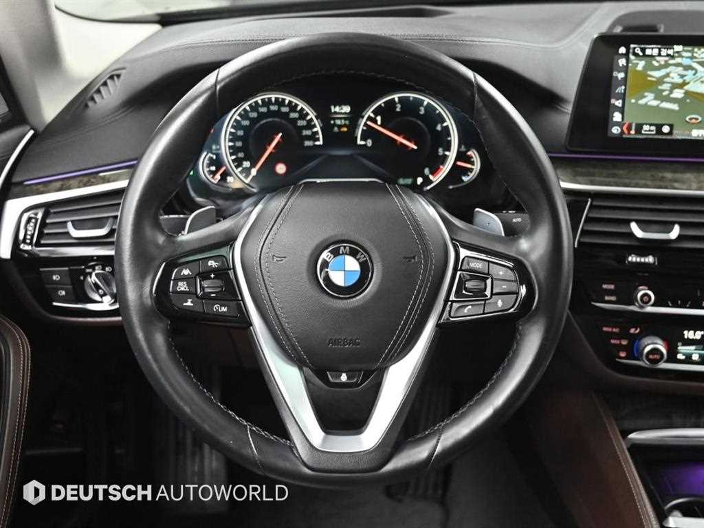 BMW 5 Series 2018 Negro - Importación desde Corea - HF Imports Iquique - Foto 13