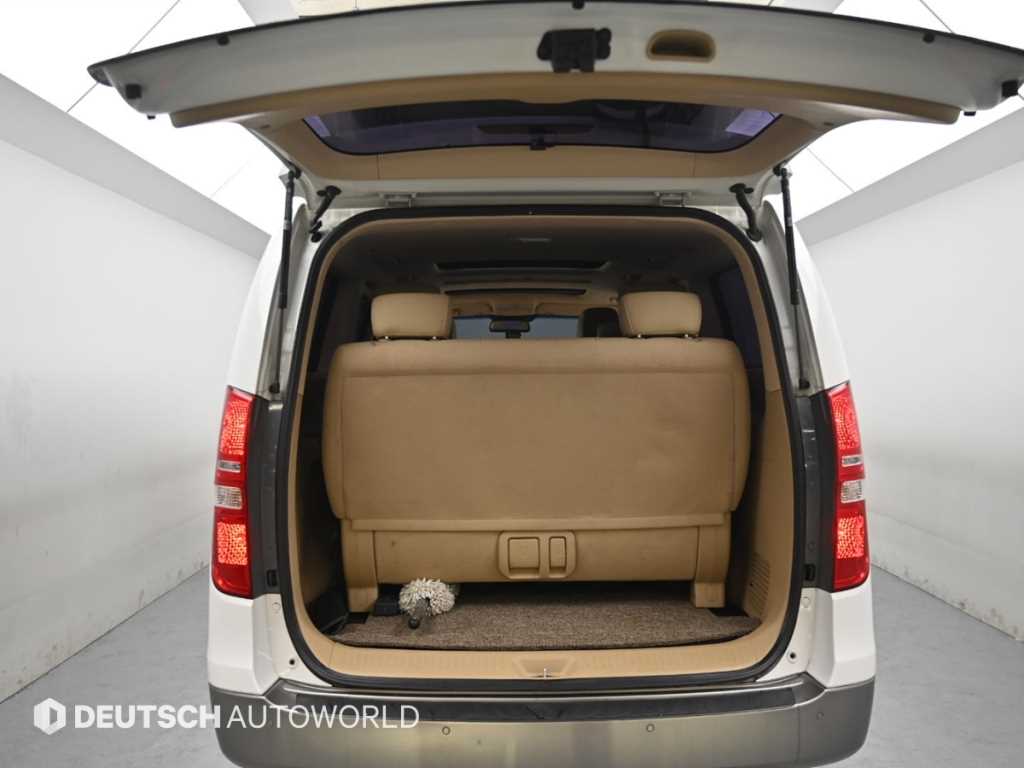 HYUNDAI Starex 2018 Blanco - Importación desde Corea - HF Imports Iquique - Foto 19