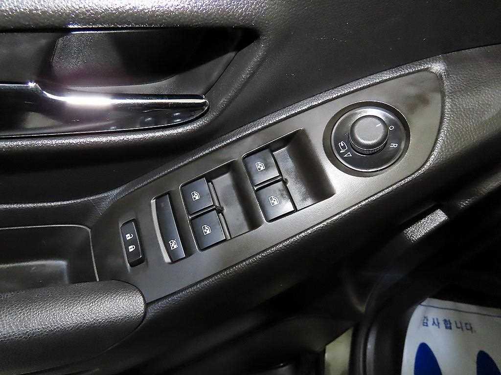 Chevrolet Trax 2018 Gris - Importación desde Corea - HF Imports Iquique - Foto 13