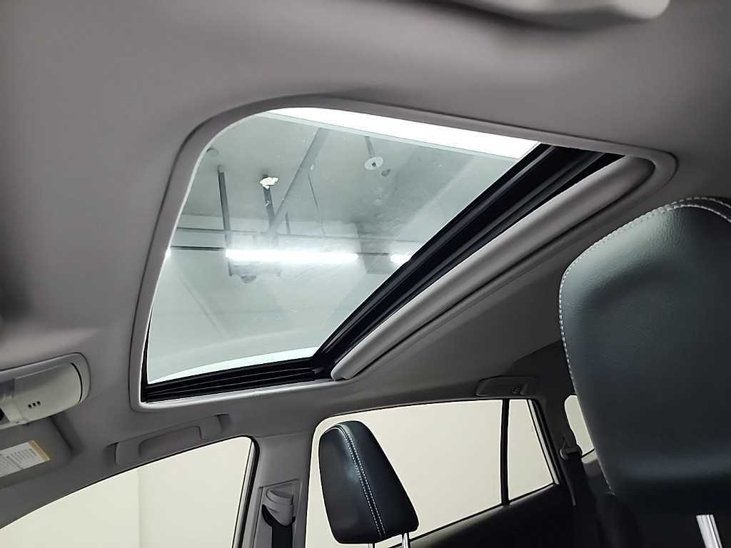 Toyota RAV4 2018 Blanco - Importación desde Corea - HF Imports Iquique - Foto 13