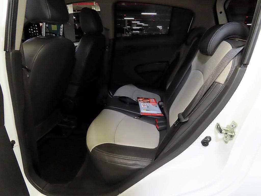 Chevrolet Spark - Vista 7