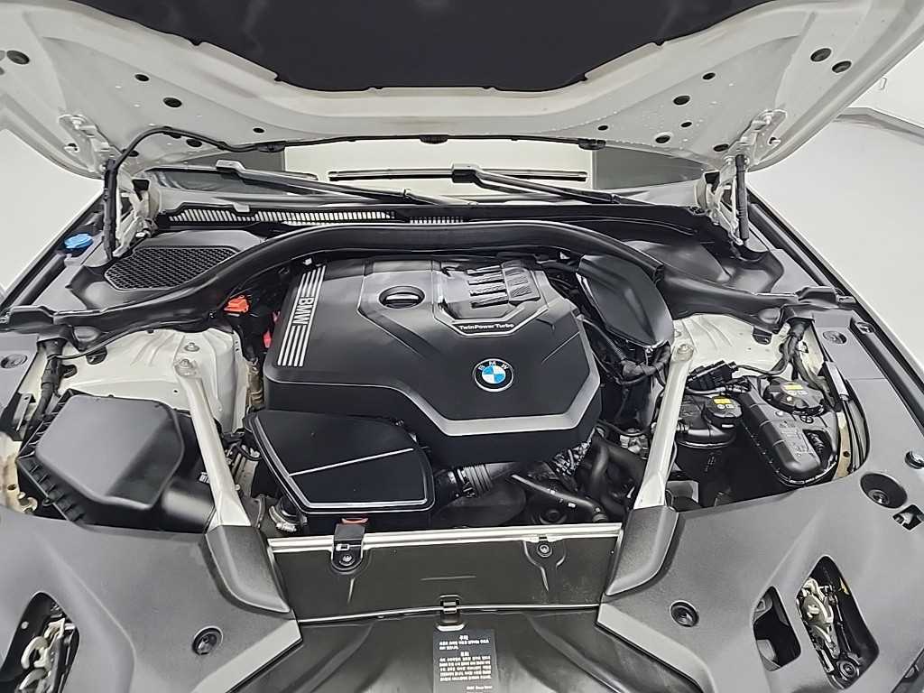 BMW 5 Series - Vista 5