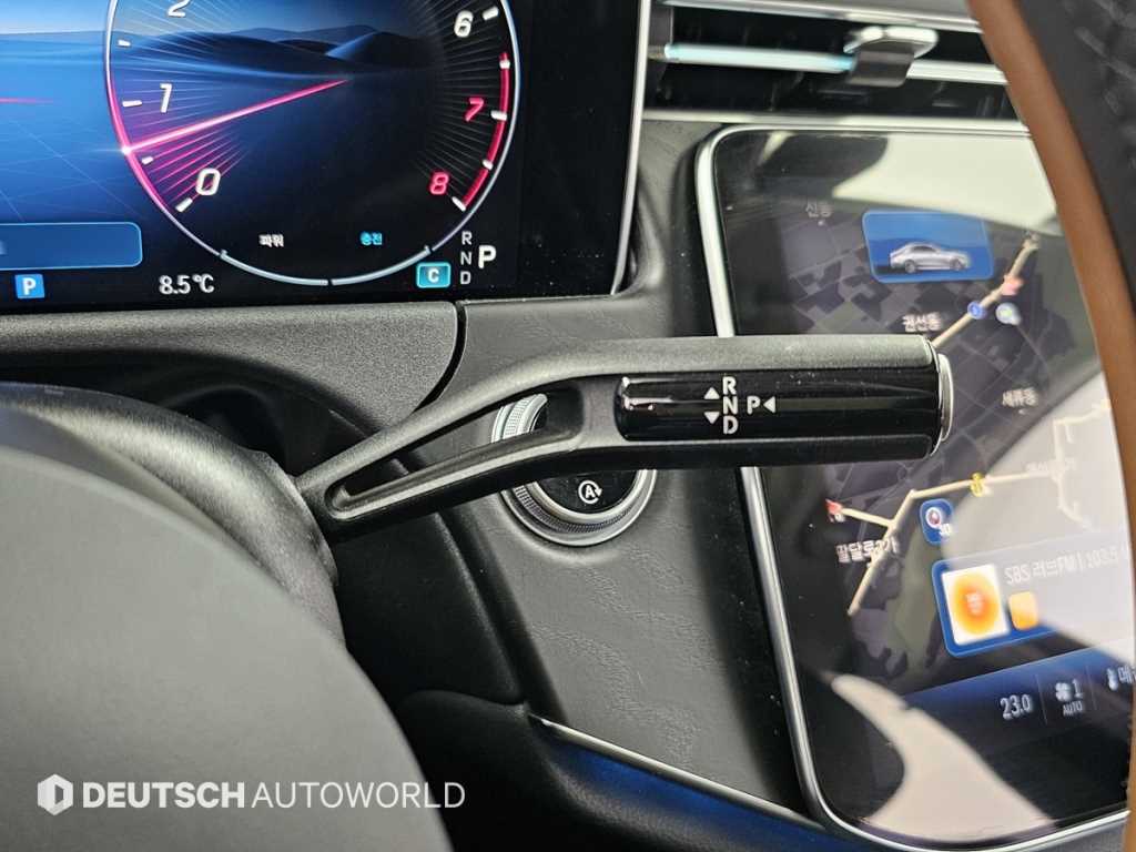 Mercedes Benz E class - Vista 9