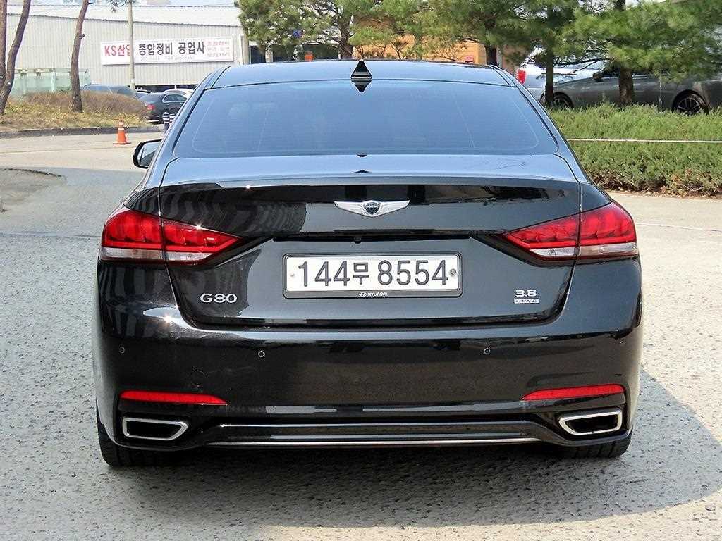 Genesis G80 - Vista 4