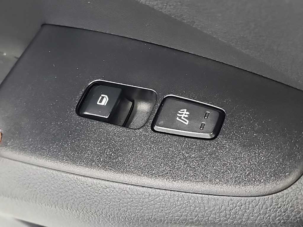 KIA Seltos 2023 Amarillo - Importación desde Corea - HF Imports Iquique - Foto 14