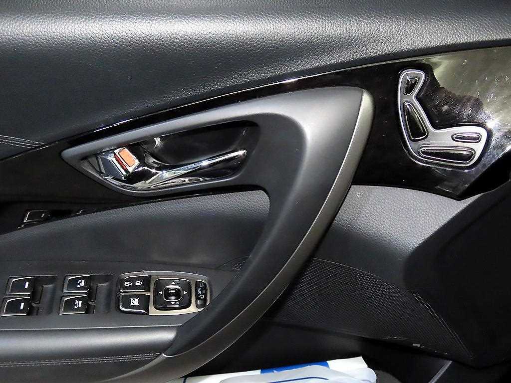 HYUNDAI Grandeur 2014 Negro - Importación desde Corea - HF Imports Iquique - Foto 14