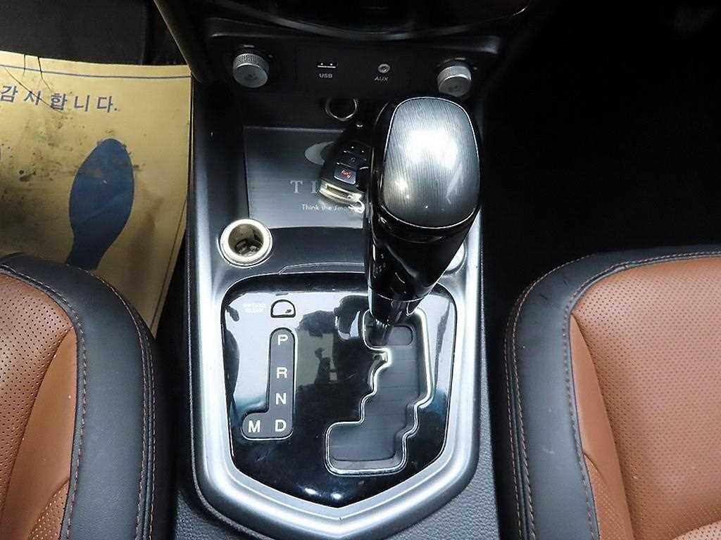 Ssangyong Tivoli - Vista 10